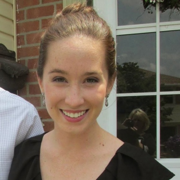 Meet your Posher, Colleen - Picture 1 of 1